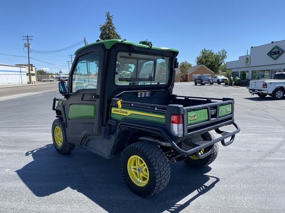 Image of John Deere XUV 835R equipment image 2