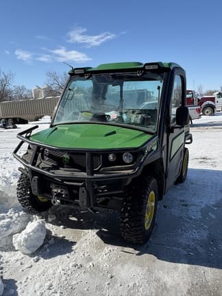 Image of John Deere XUV 835R equipment image 2