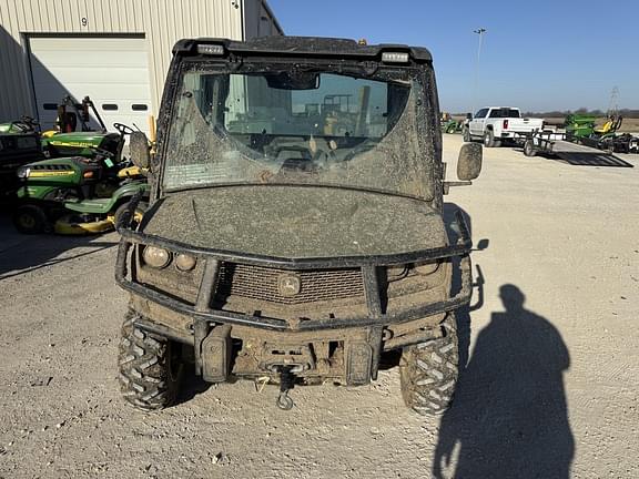 Image of John Deere XUV 835R equipment image 3