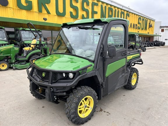 2024 John Deere XUV 835R Equipment Image0