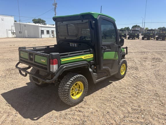 Image of John Deere XUV 835R equipment image 4