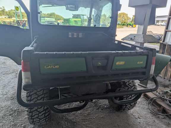 Image of John Deere XUV 835R equipment image 2