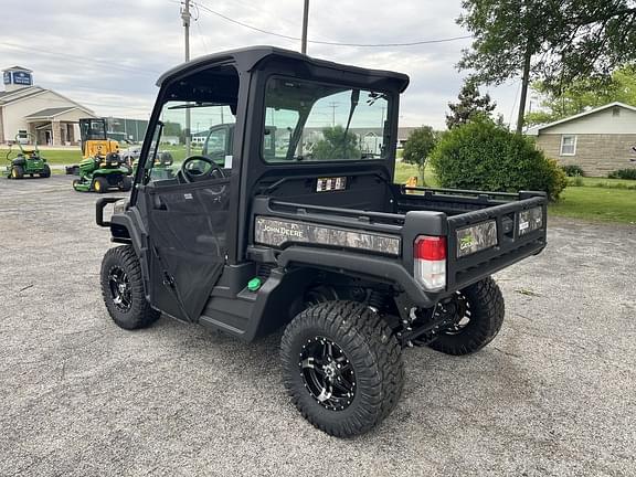 Image of John Deere XUV 865M equipment image 2