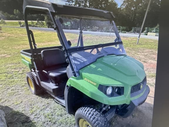Image of John Deere XUV560 equipment image 1