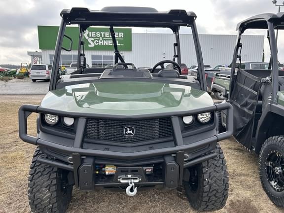 Image of John Deere XUV 835M Primary image