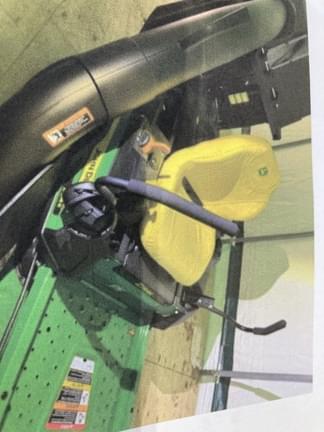 Image of John Deere Z315E equipment image 4