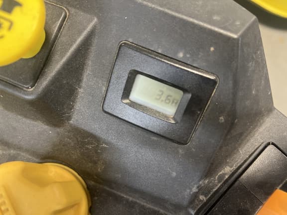 Image of John Deere Z315E equipment image 4