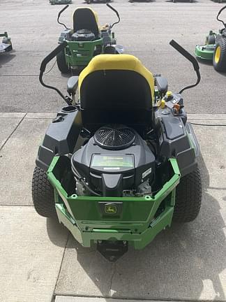 Image of John Deere Z320R equipment image 3