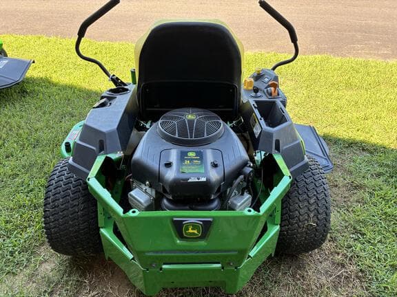 Image of John Deere Z325E equipment image 2