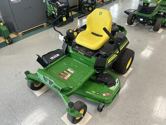 Image of John Deere Z325E Primary image
