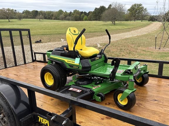 Image of John Deere Z330M equipment image 2