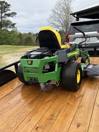 Image of John Deere Z330M equipment image 4