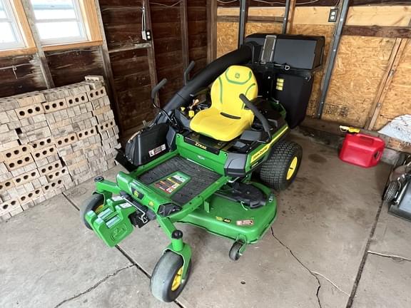 Image of John Deere Z330R Image 1