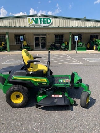 2024 John Deere Z370R Equipment Image0