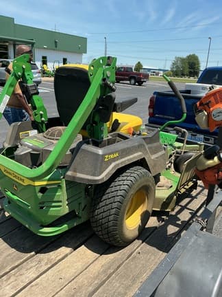 Image of John Deere Z530M equipment image 4