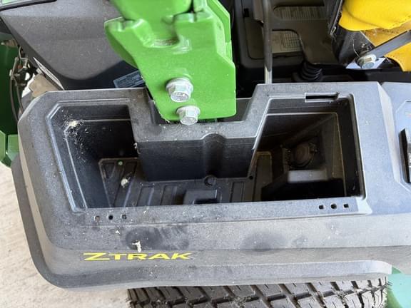 Image of John Deere Z530M equipment image 4
