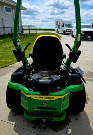 Image of John Deere Z545R equipment image 3