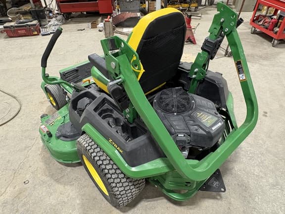 Image of John Deere Z545R equipment image 2