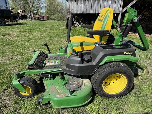 Image of John Deere Z545R equipment image 3