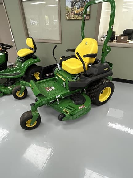 Image of John Deere Z720E Primary image