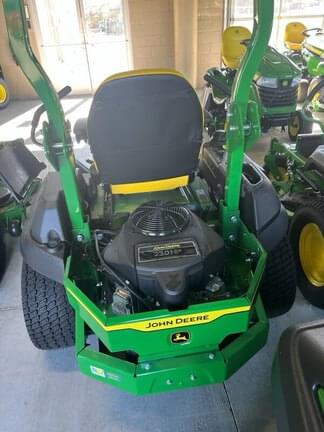 Image of John Deere Z720E equipment image 2