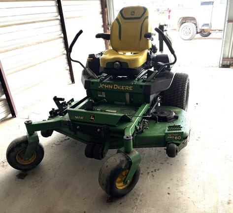 2024 John Deere Z740R Equipment Image0