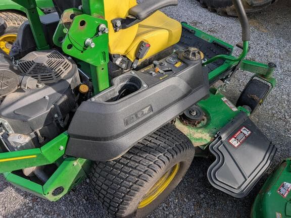Image of John Deere Z760R equipment image 2
