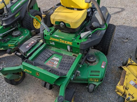 Image of John Deere Z760R equipment image 1