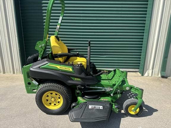 Image of John Deere Z915E equipment image 3