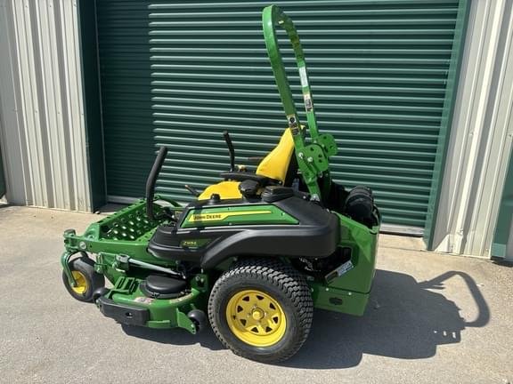 Image of John Deere Z915E equipment image 1