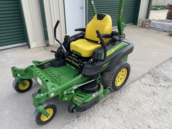 Image of John Deere Z915E equipment image 1