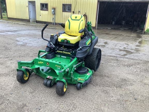 Image of John Deere Z920M equipment image 1