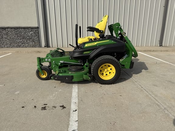 2024 John Deere Z930M Equipment Image0