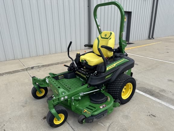 Image of John Deere Z930M equipment image 2