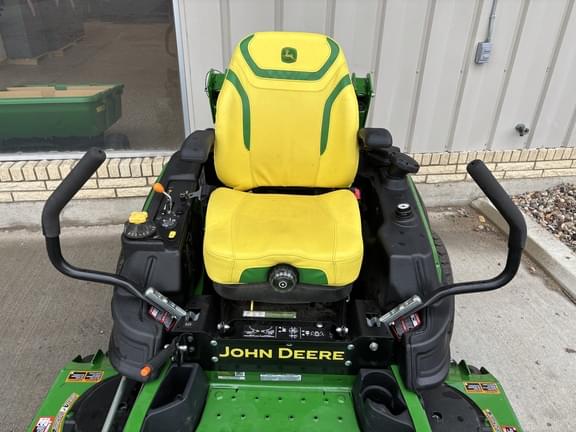 Image of John Deere Z930M equipment image 4