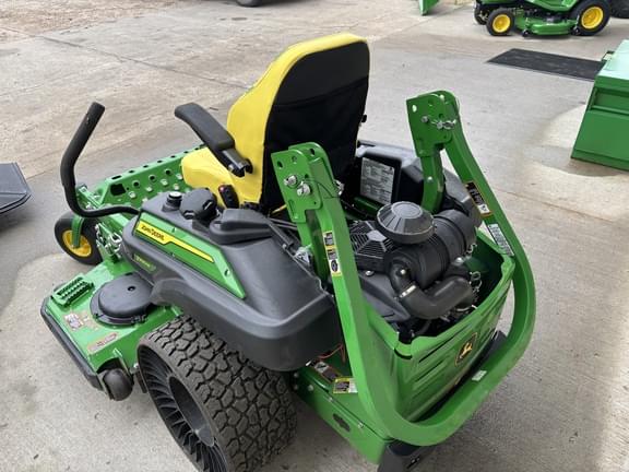 Image of John Deere Z930M equipment image 3