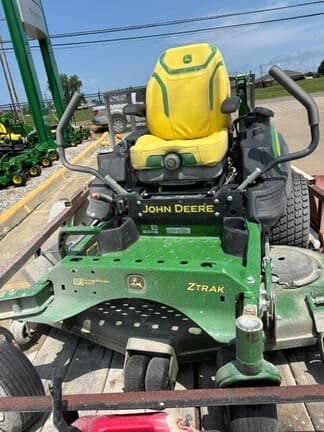 Image of John Deere Z930M equipment image 2