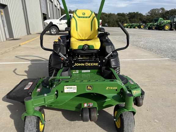 Image of John Deere Z930M equipment image 4