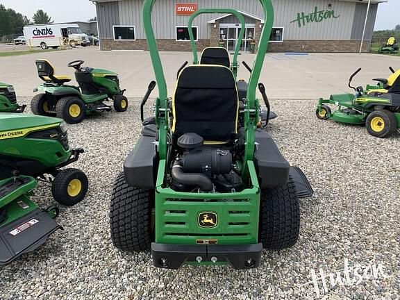 Image of John Deere Z930R equipment image 1