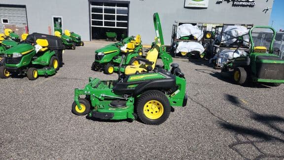 Image of John Deere Z930R equipment image 1