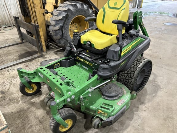2024 John Deere Z930R Equipment Image0
