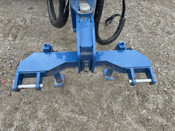 Image of Kinze 5900 equipment image 4