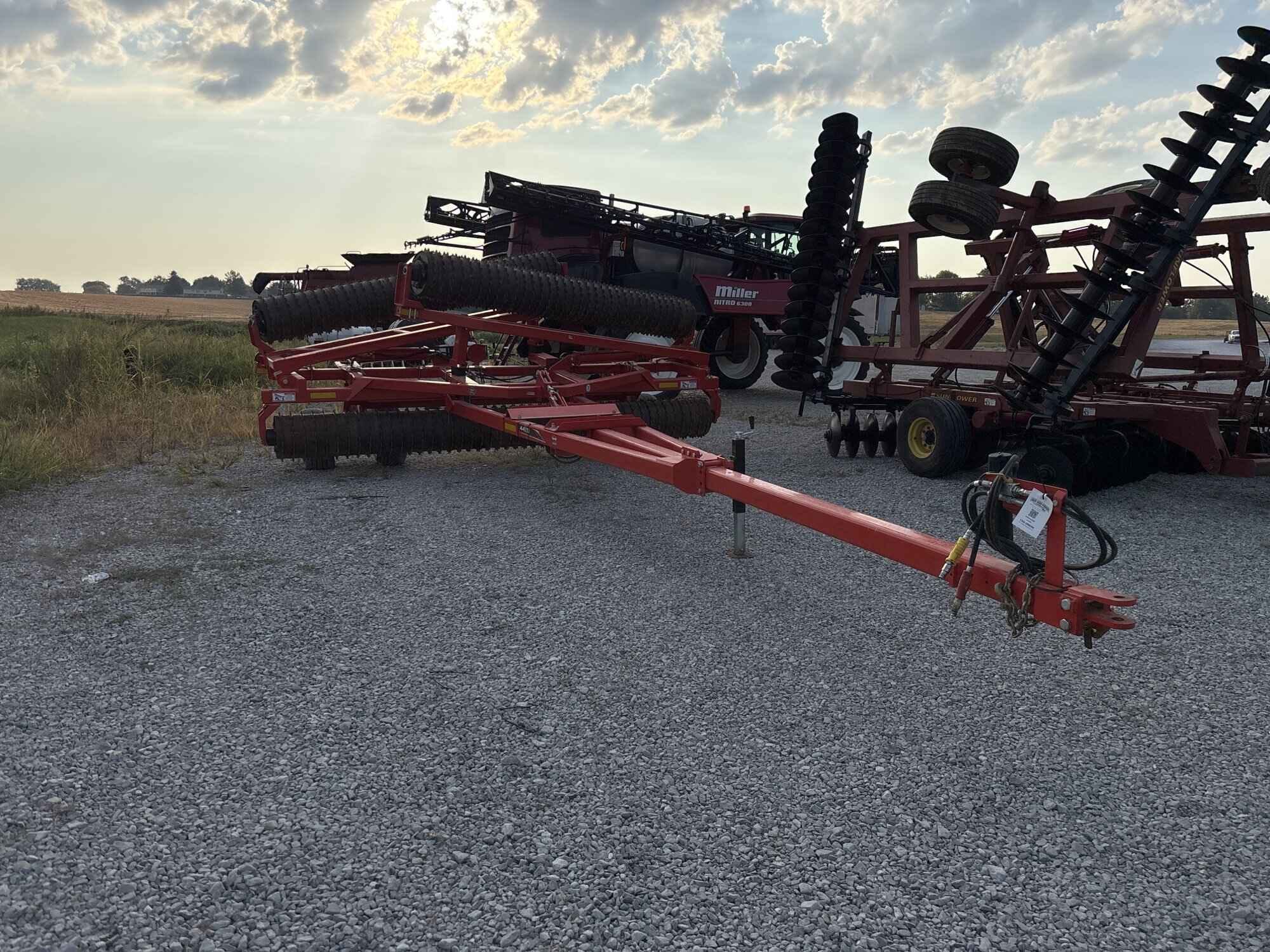 2024 Krause 4400 Equipment Image0