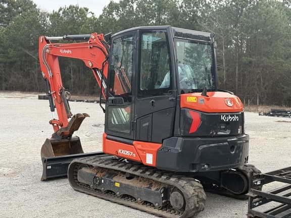 Image of Kubota KX057-5 equipment image 3