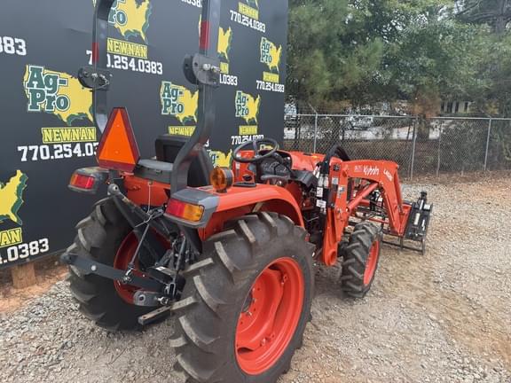 Image of Kubota L2502 equipment image 2