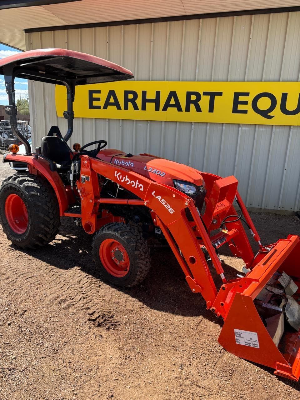 Image of Kubota L3302 Image 1