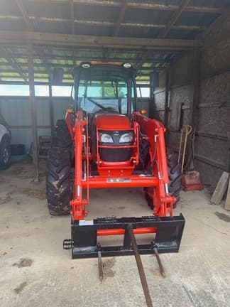 Image of Kubota M7060 equipment image 1