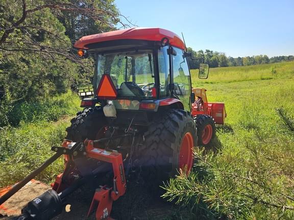 Image of Kubota MX6000 equipment image 3