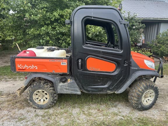 Image of Kubota RTV-X1100C equipment image 2