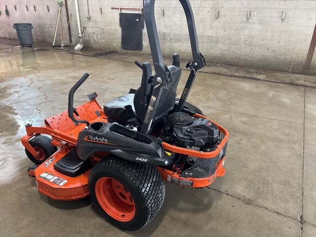 Image of Kubota Z422 equipment image 1